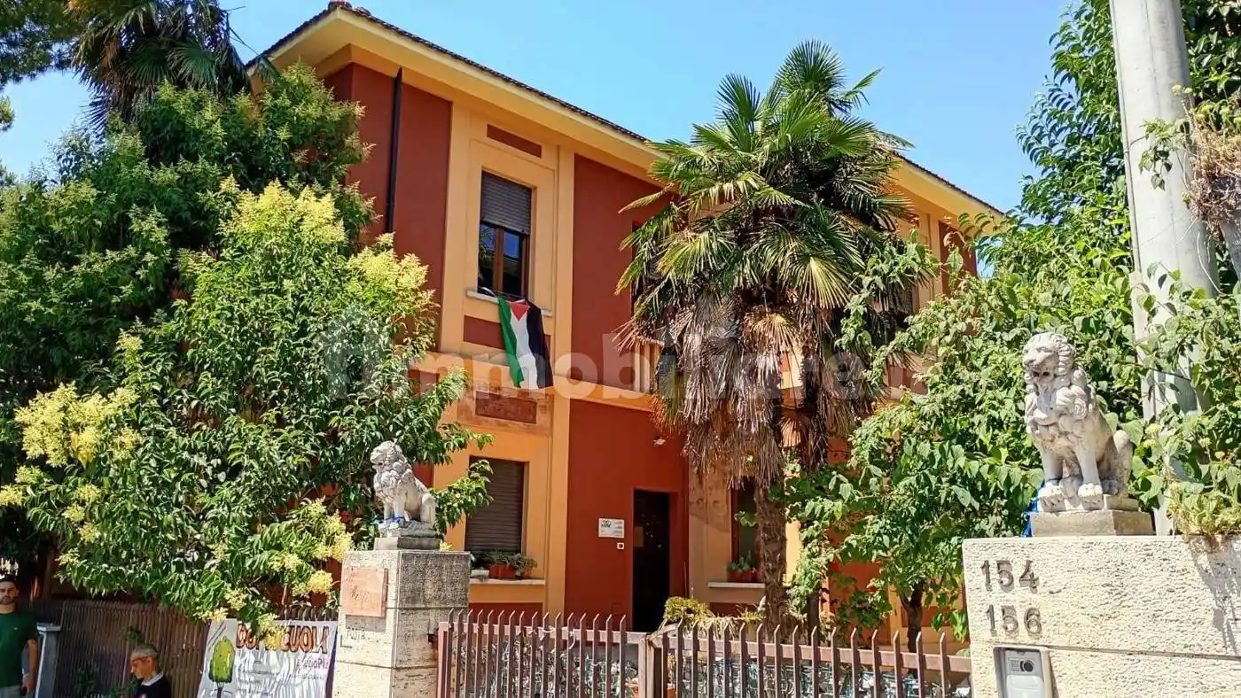 Palazzo - Edificio in vendita a Pescara