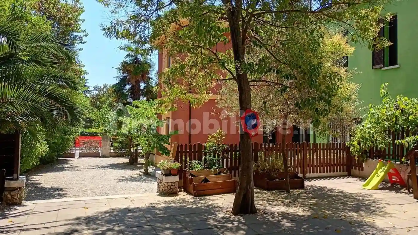 Palazzo - Edificio - foto 3