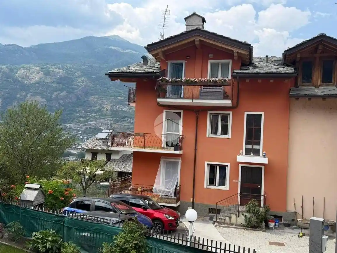 Appartamento in vendita a Gressan