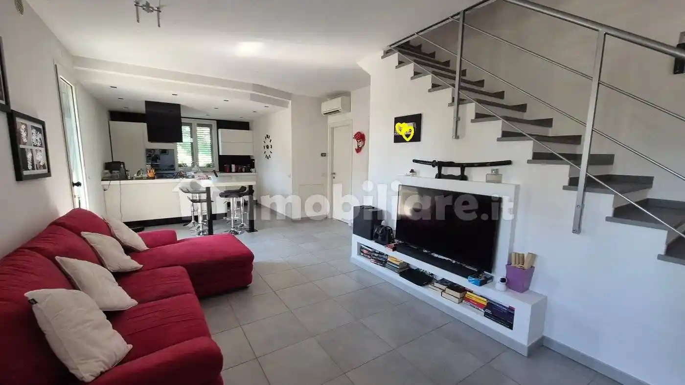 Casa indipendente in vendita a Rimini