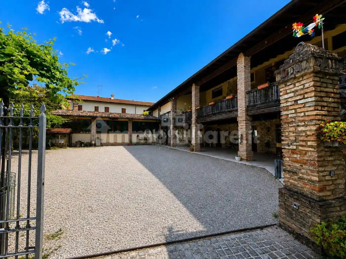 Villa in vendita a Lonato del Garda
