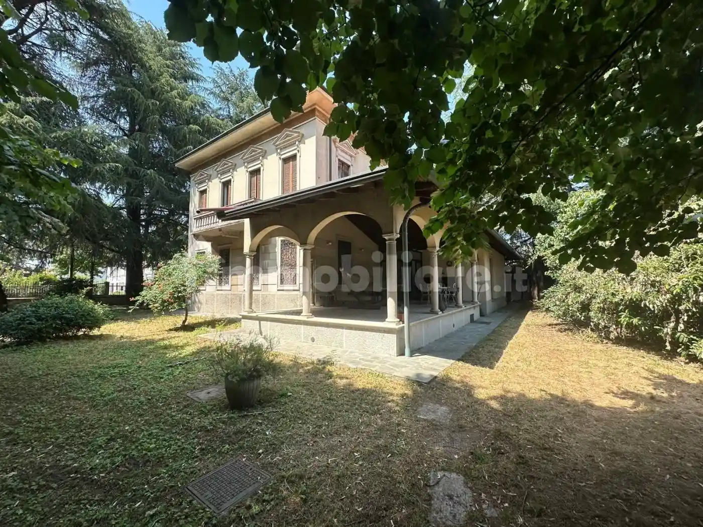 Villa in vendita a Samarate