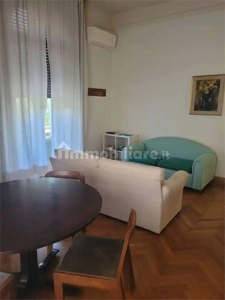 Appartamento in affitto a Modena
