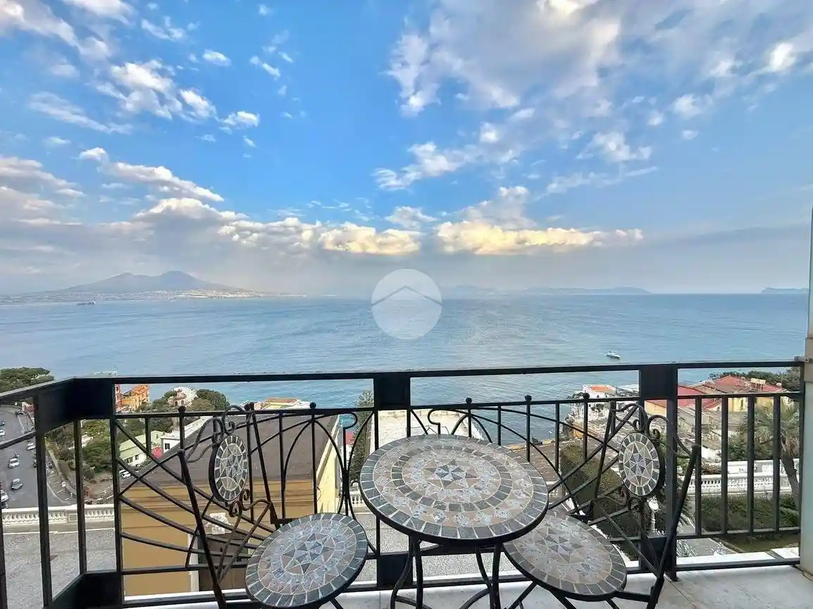 Appartamento in affitto a Napoli