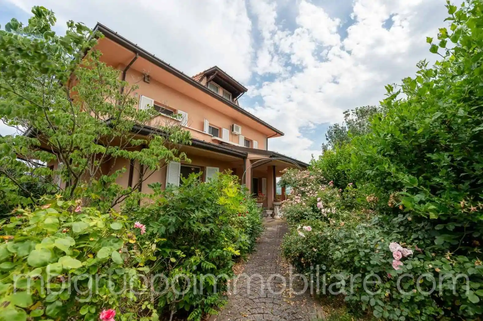 Villa in vendita a Coriano