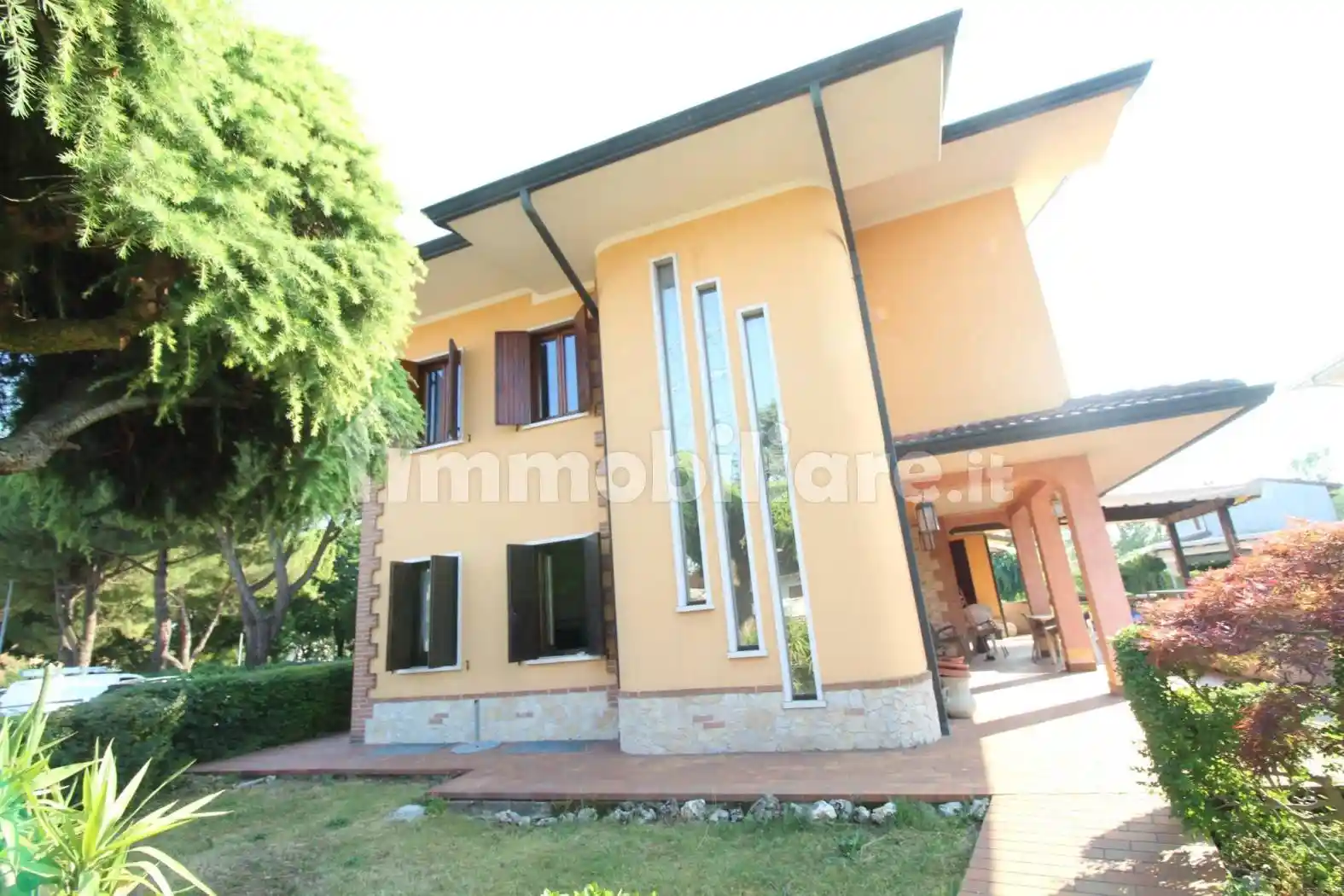 Villa in vendita a Montecchio Maggiore