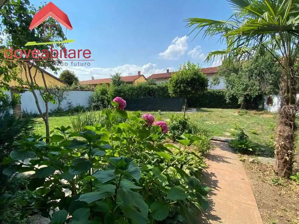 Villa in vendita a Pinerolo