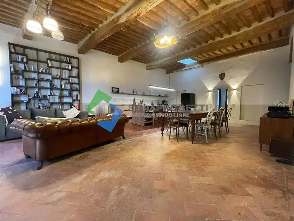Appartamento in vendita a Colle di Val d'Elsa