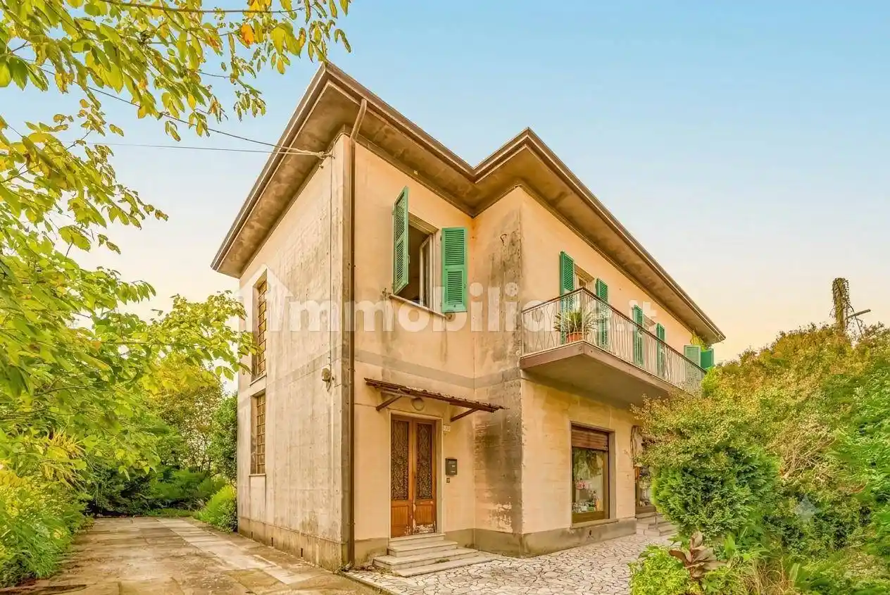 Villa in vendita a Castelnuovo Magra