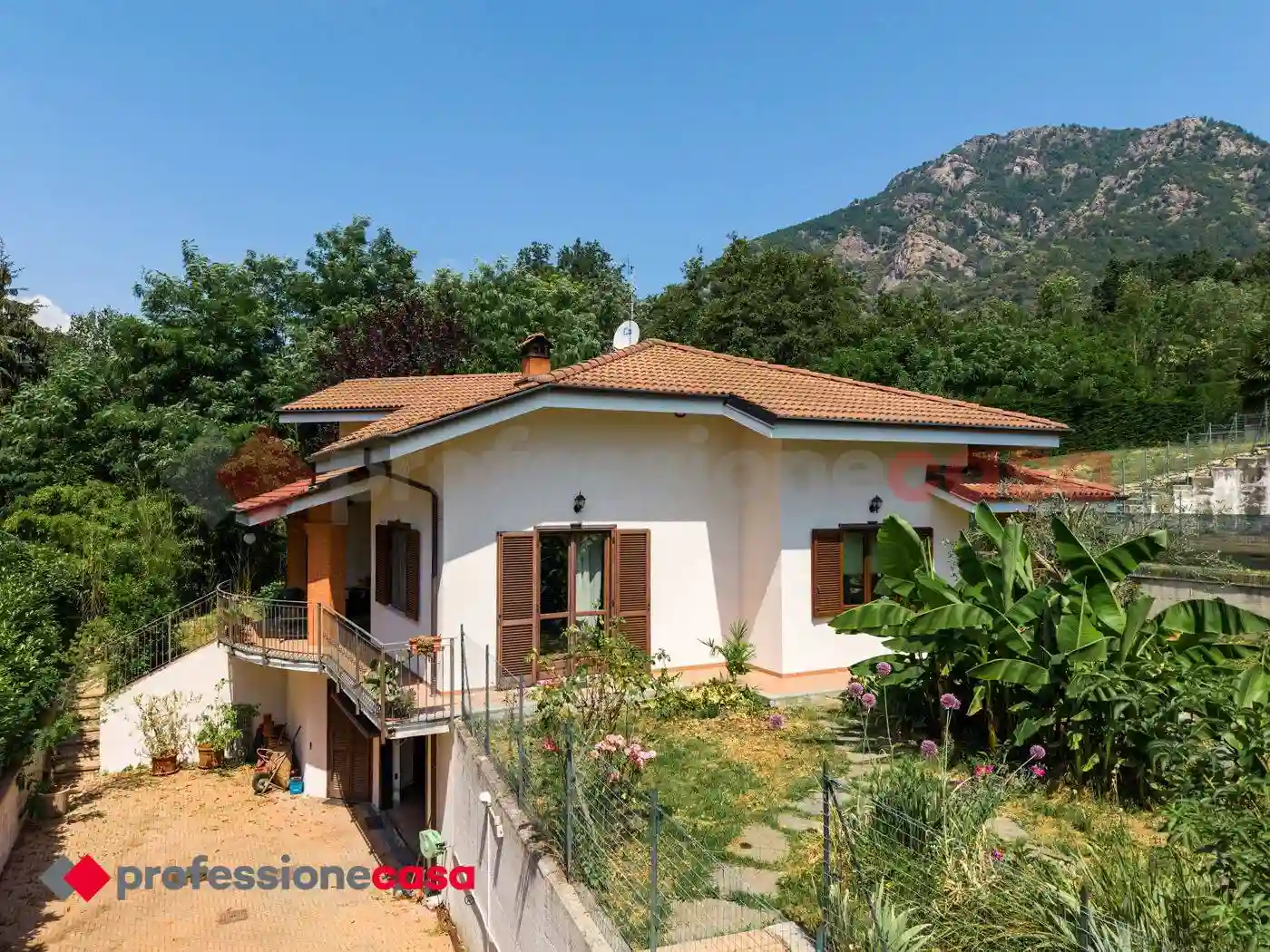 Villa - foto 2