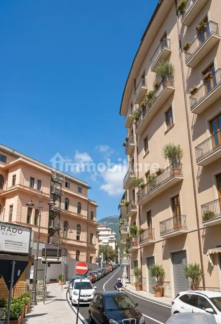 Appartamento in vendita a Salerno
