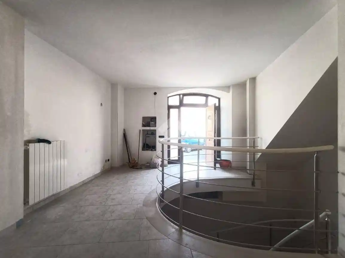 Casa indipendente in affitto a Mola di Bari