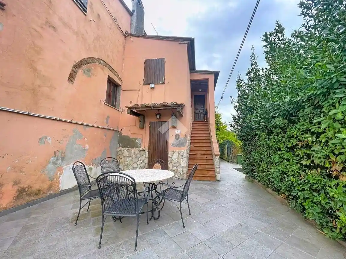 Appartamento in vendita a Collesalvetti