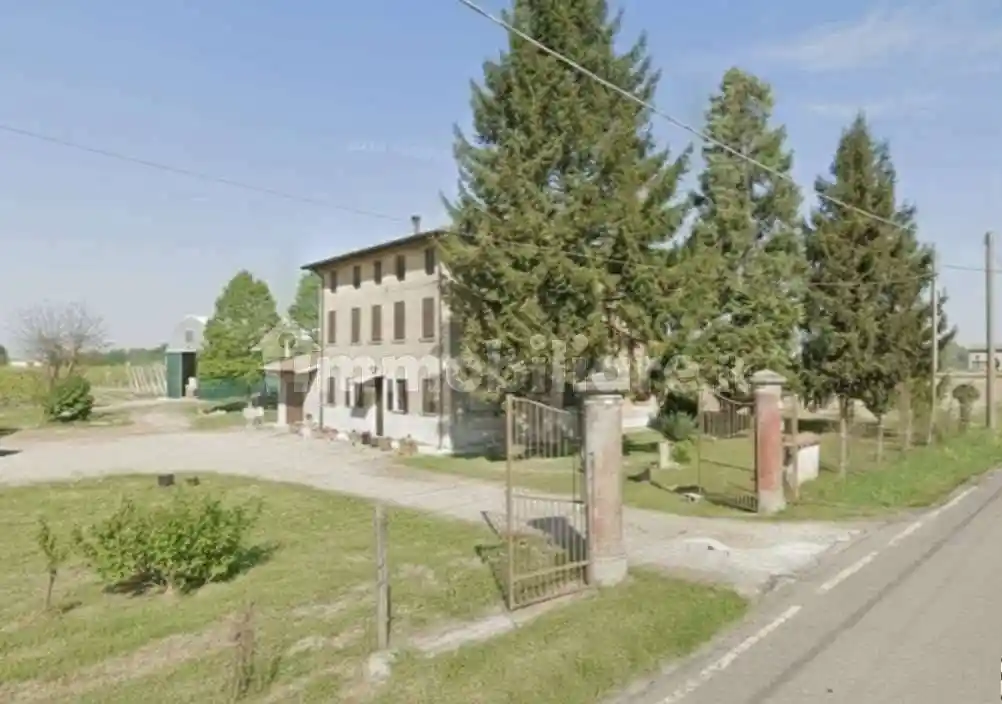 Casa indipendente in vendita a Carpi
