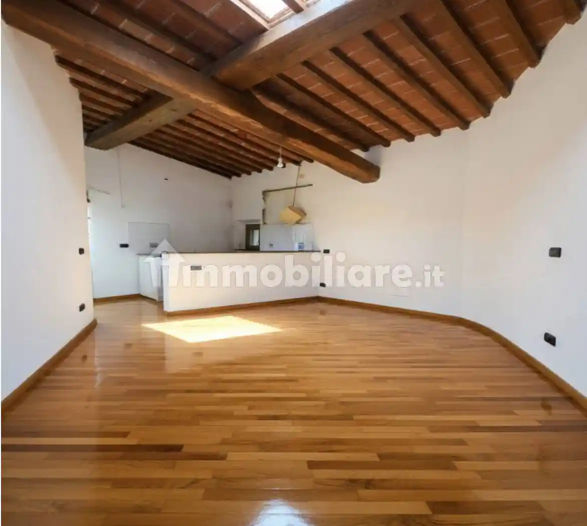 Appartamento in vendita a Prato