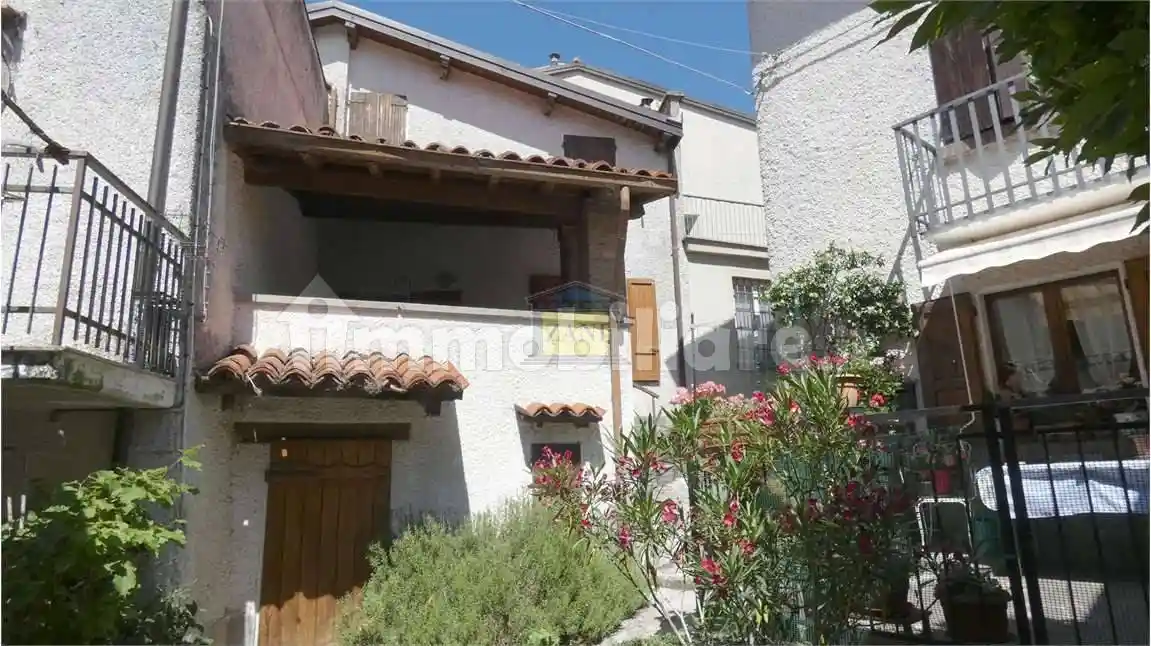 Casa indipendente in vendita a Salsomaggiore Terme