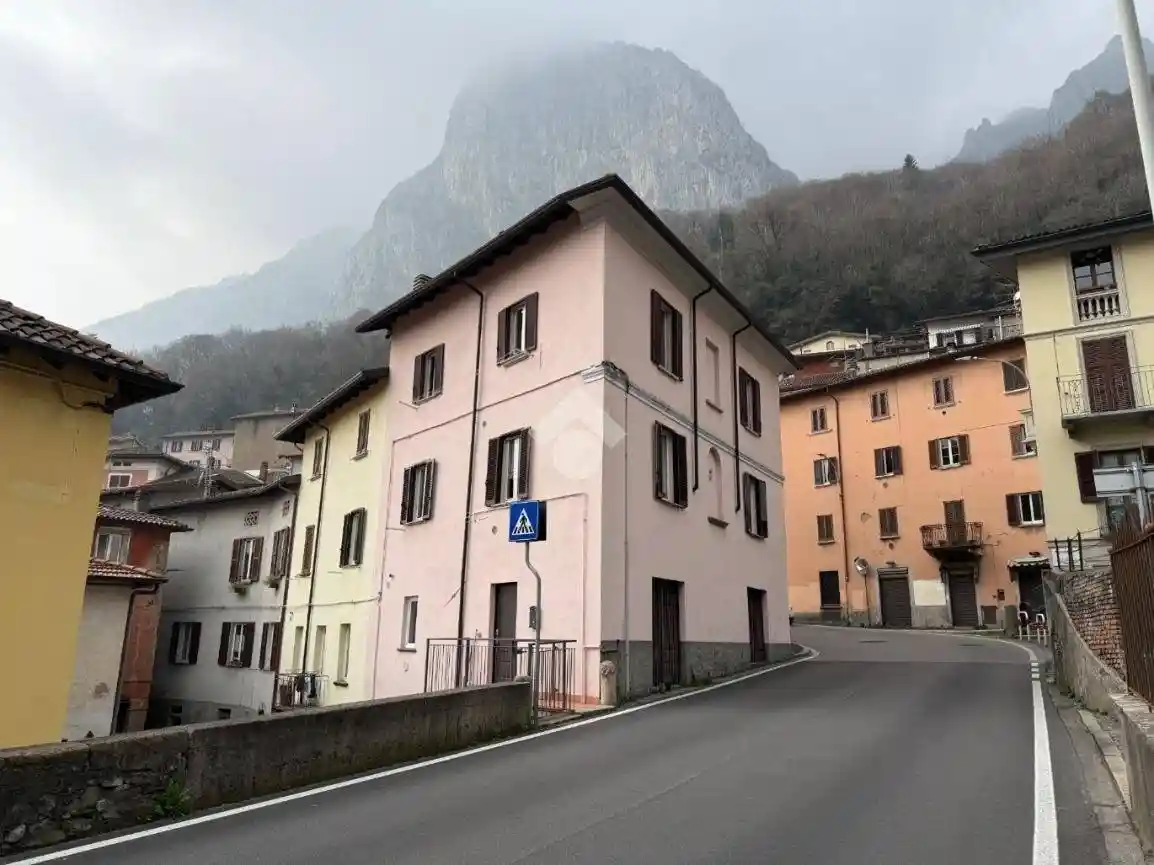 Appartamento in vendita a Lecco