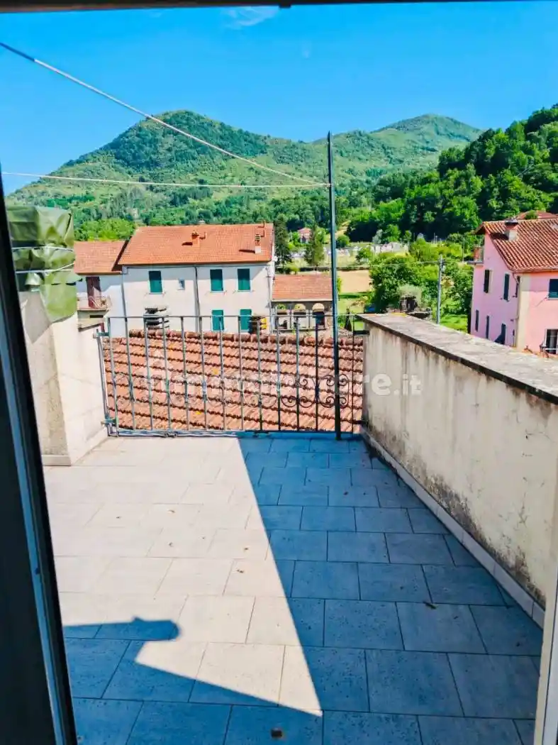 Villetta a schiera in vendita a Varese Ligure