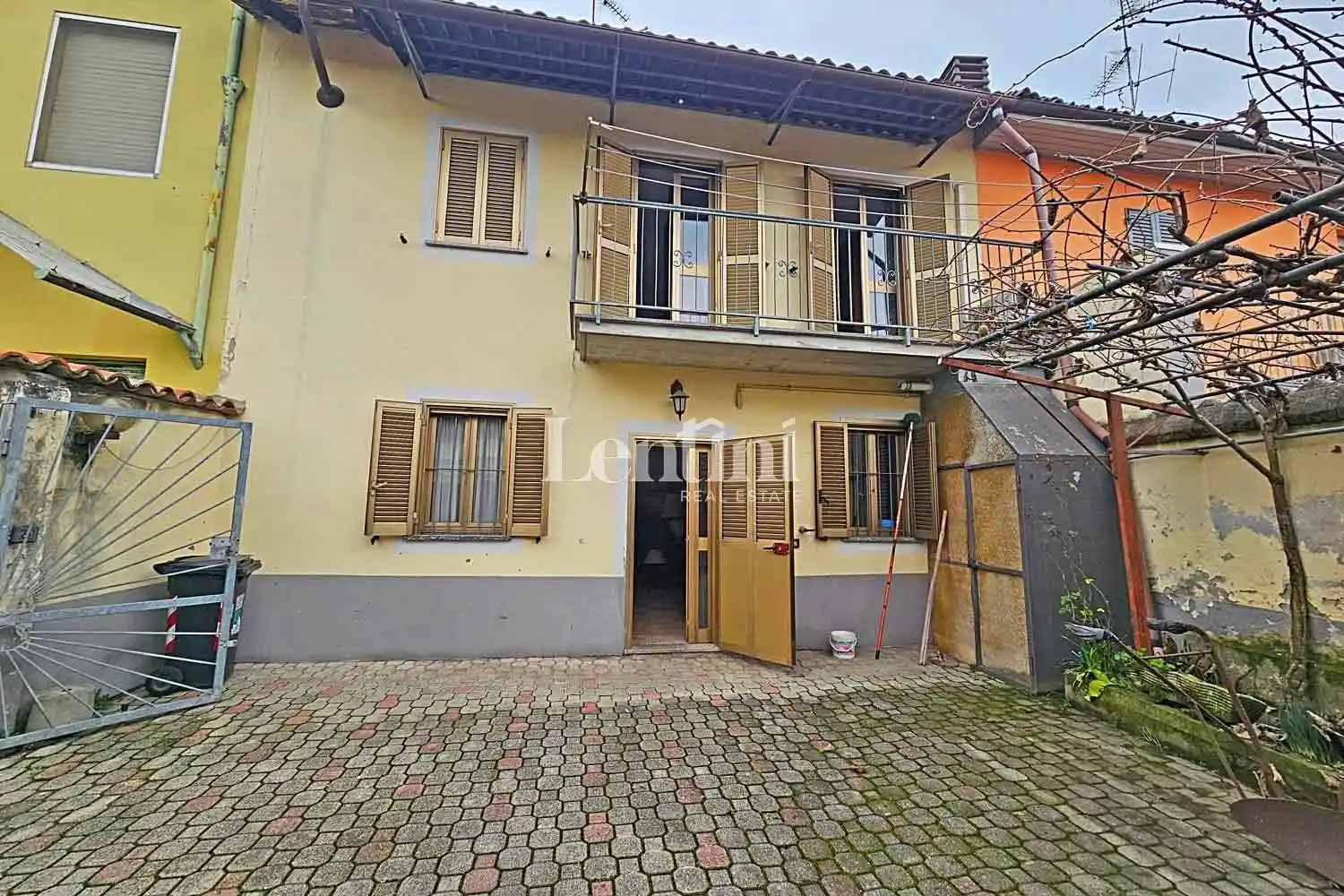 Villa in vendita a Casale Monferrato