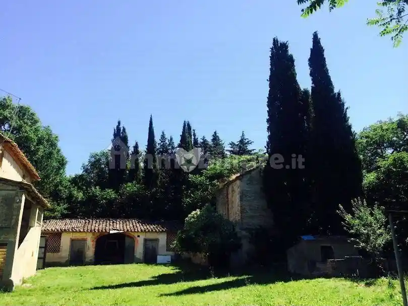 Rustico - Casale in vendita a Città di Castello