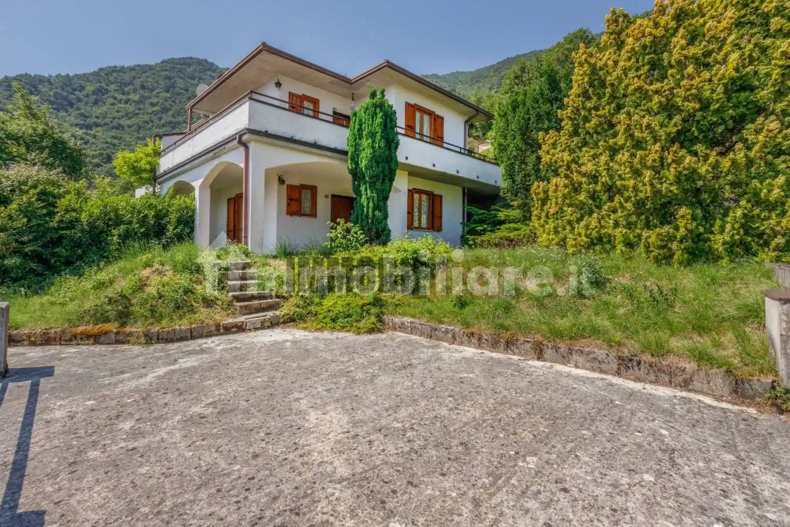 Appartamento in vendita a Tignale