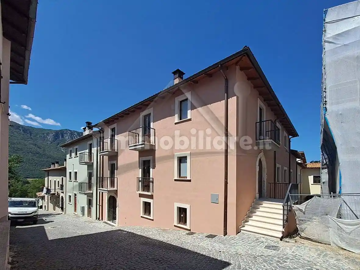 Casa indipendente in vendita a Sant'Eusanio Forconese