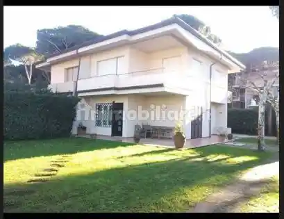 Villa in affitto a Forte dei Marmi