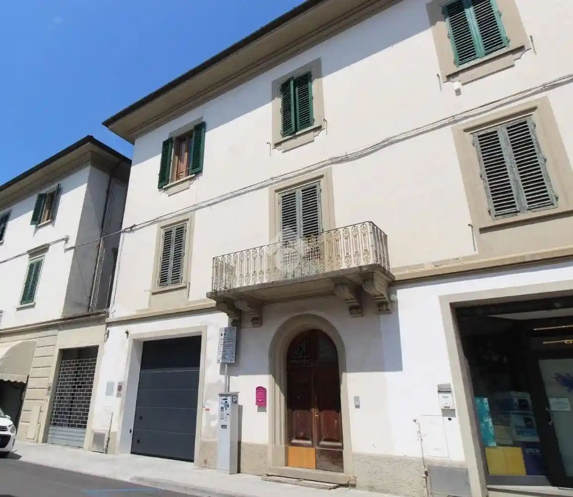 Appartamento in vendita a Lamporecchio