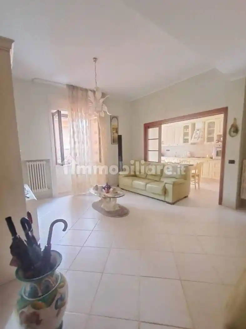 Appartamento in vendita a Salerno