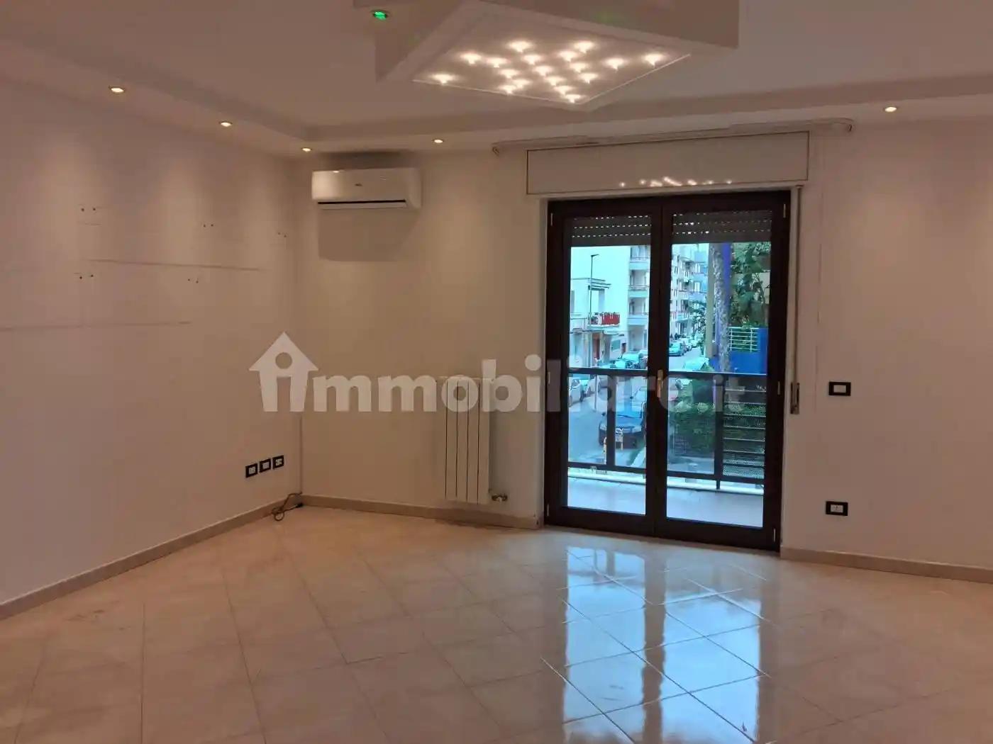 Appartamento in affitto a Taranto