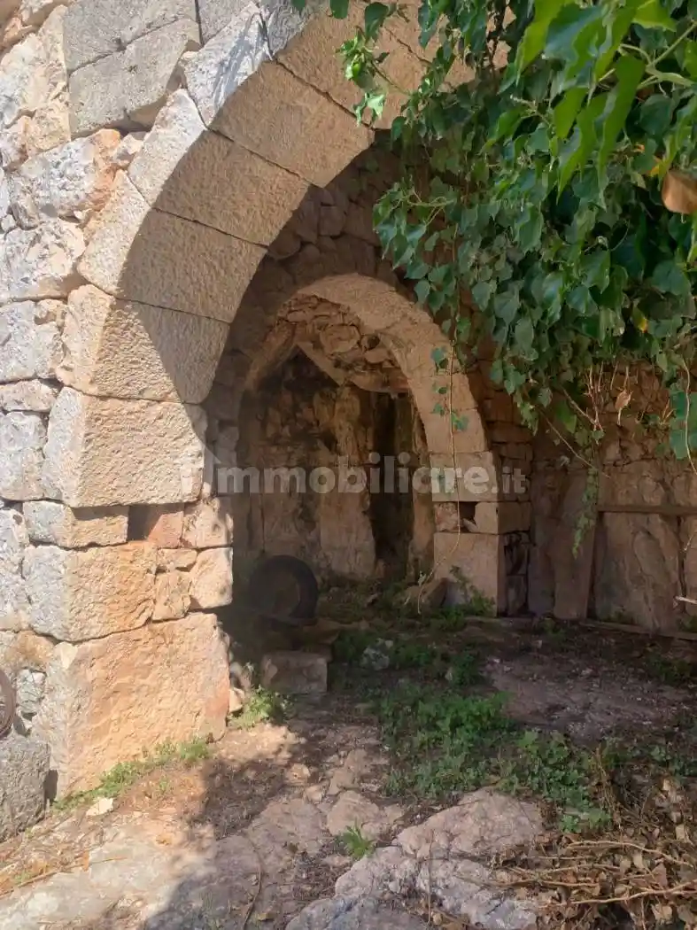 Rustico - Casale in vendita a Cisternino