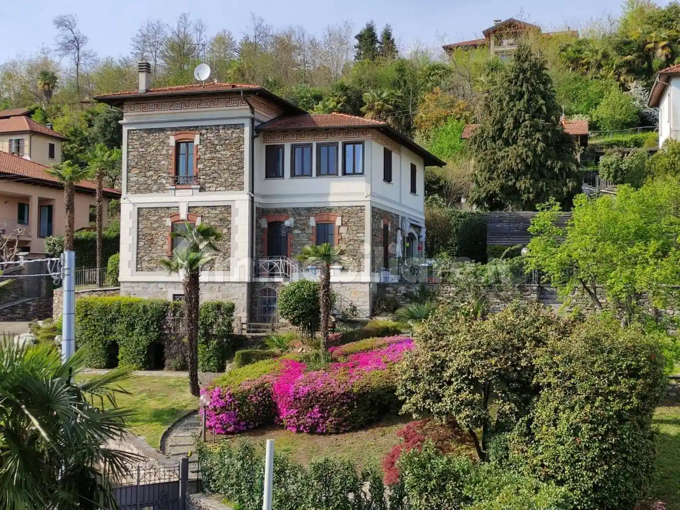 Villa in vendita a Verbania