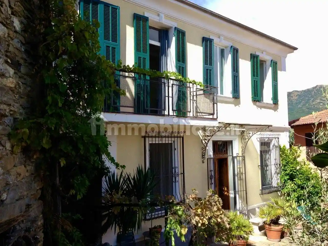 Villa in vendita a Borgomaro