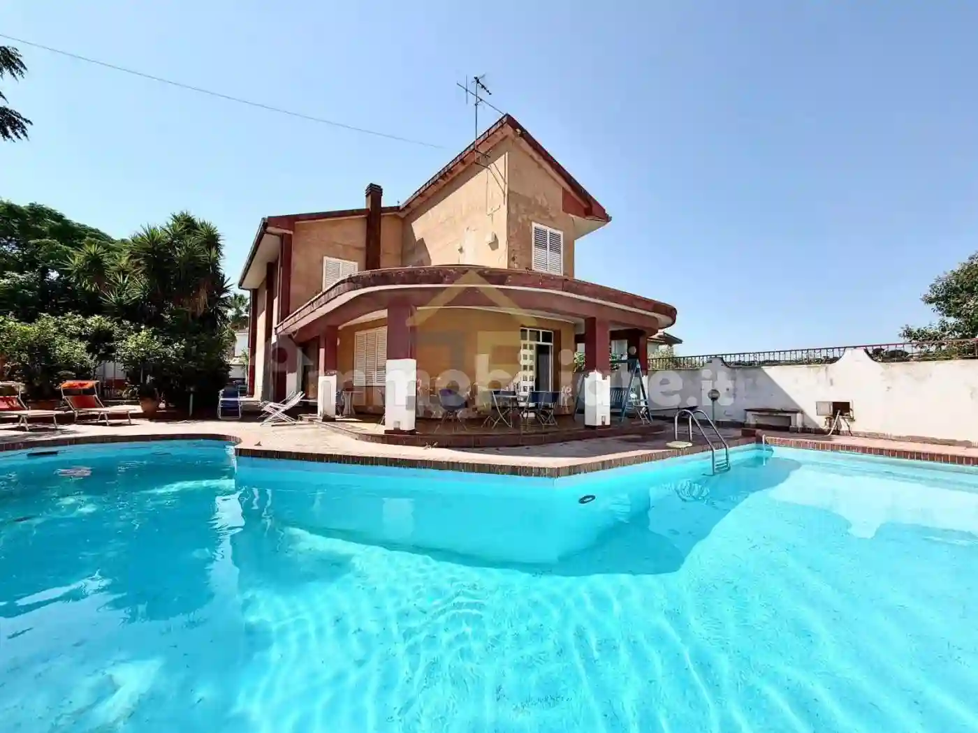 Villa - foto 2