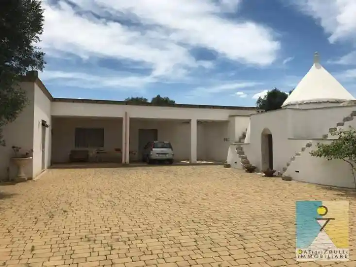 Rustico - Casale in vendita a San Vito dei Normanni