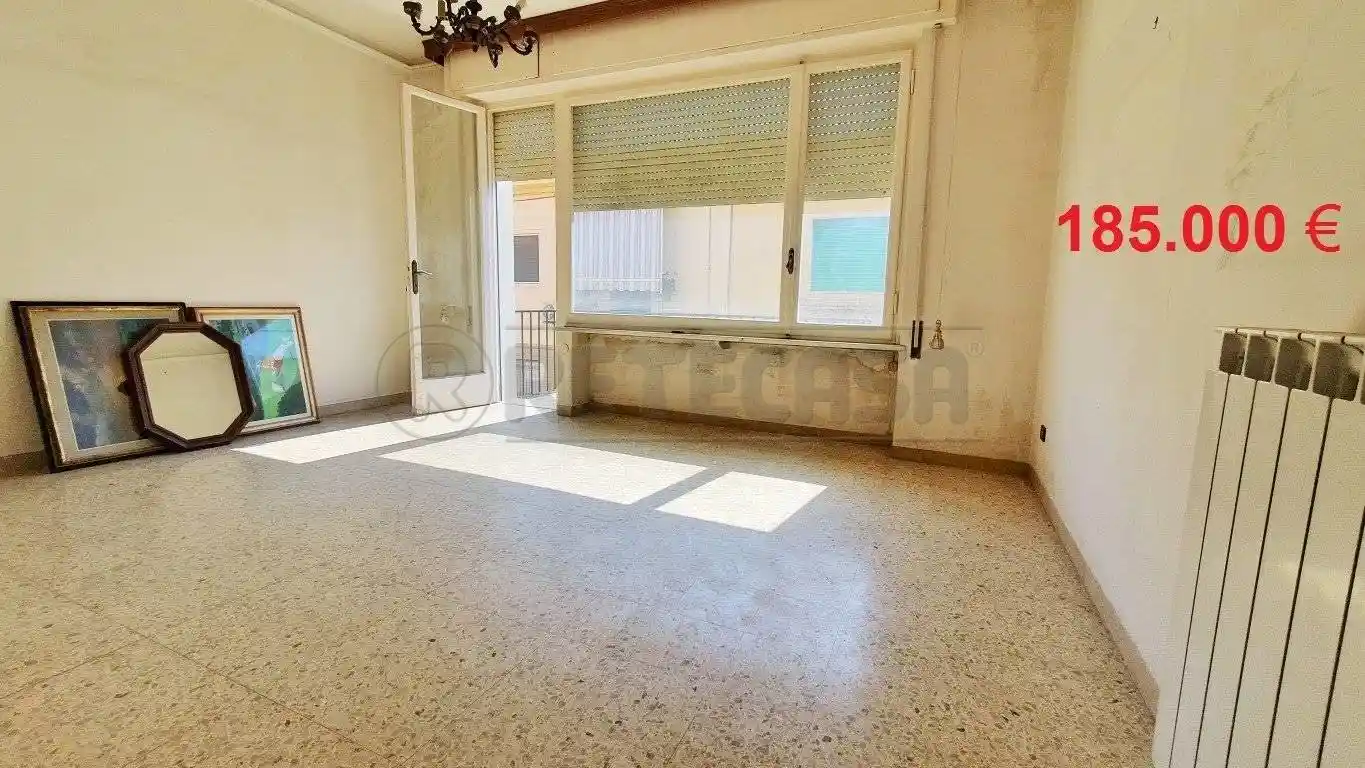 Appartamento in vendita a Viareggio