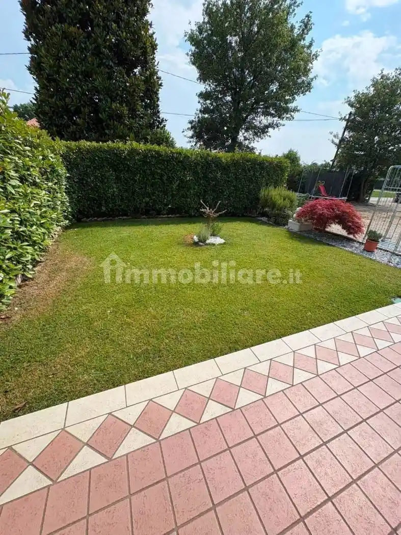 Villetta a schiera in affitto a Salzano