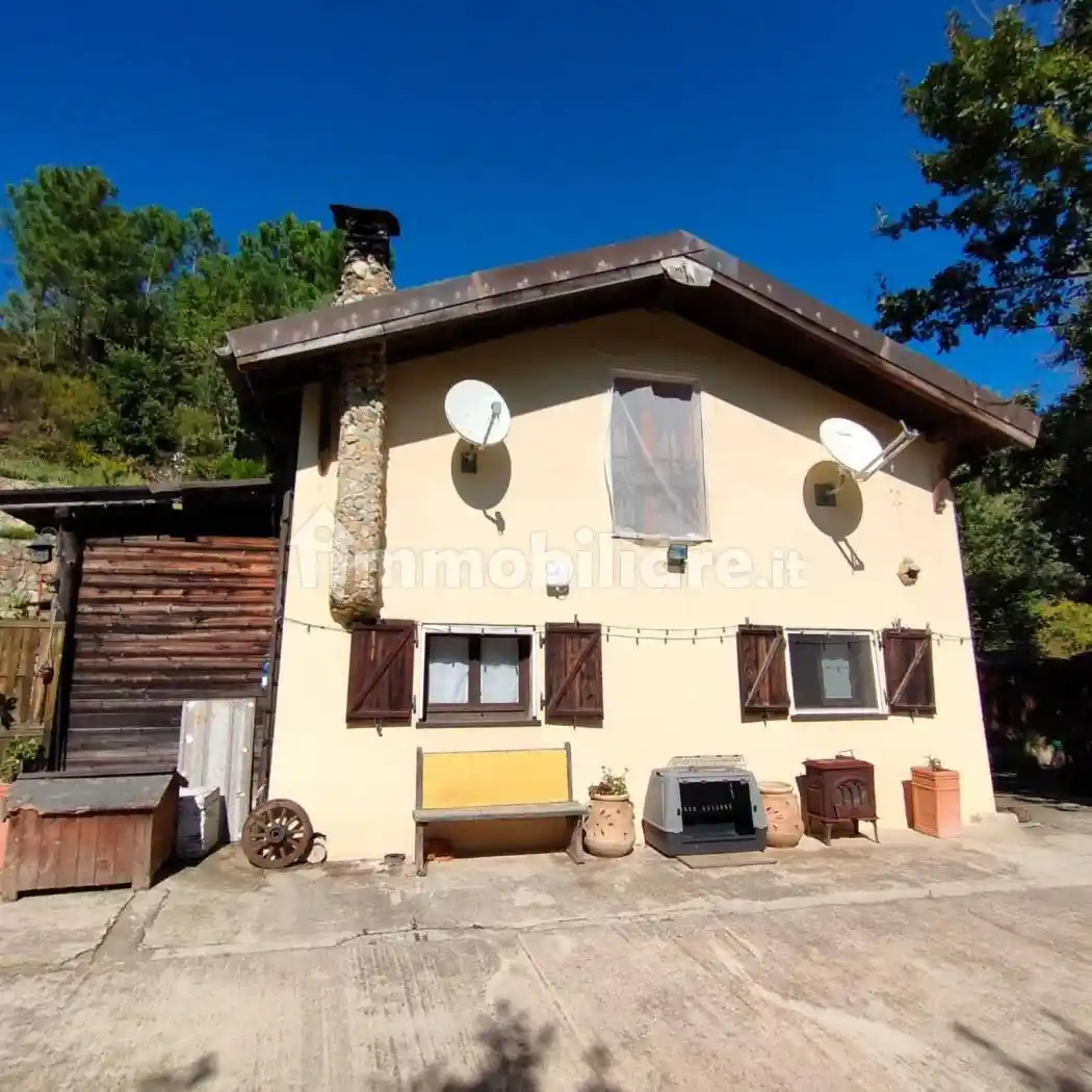 Villa in vendita a Varazze