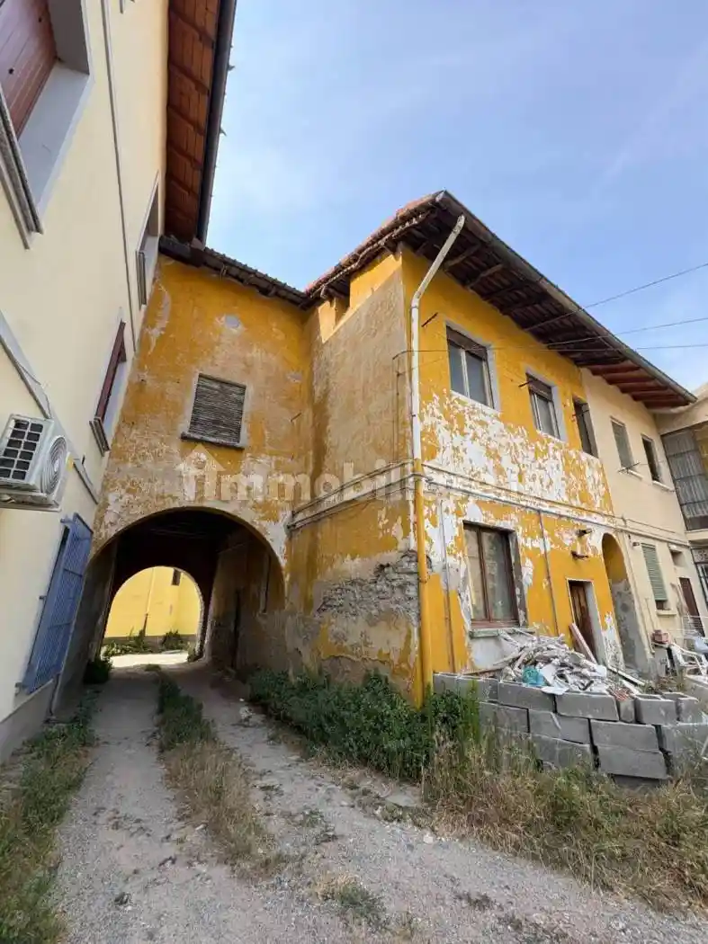 Rustico - Casale in vendita a Caponago