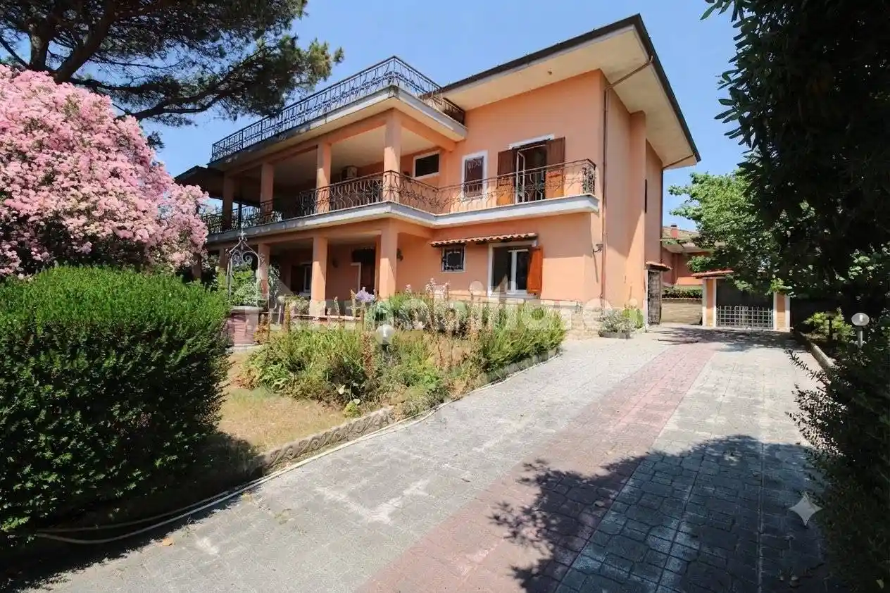 Villa in vendita a Anzio