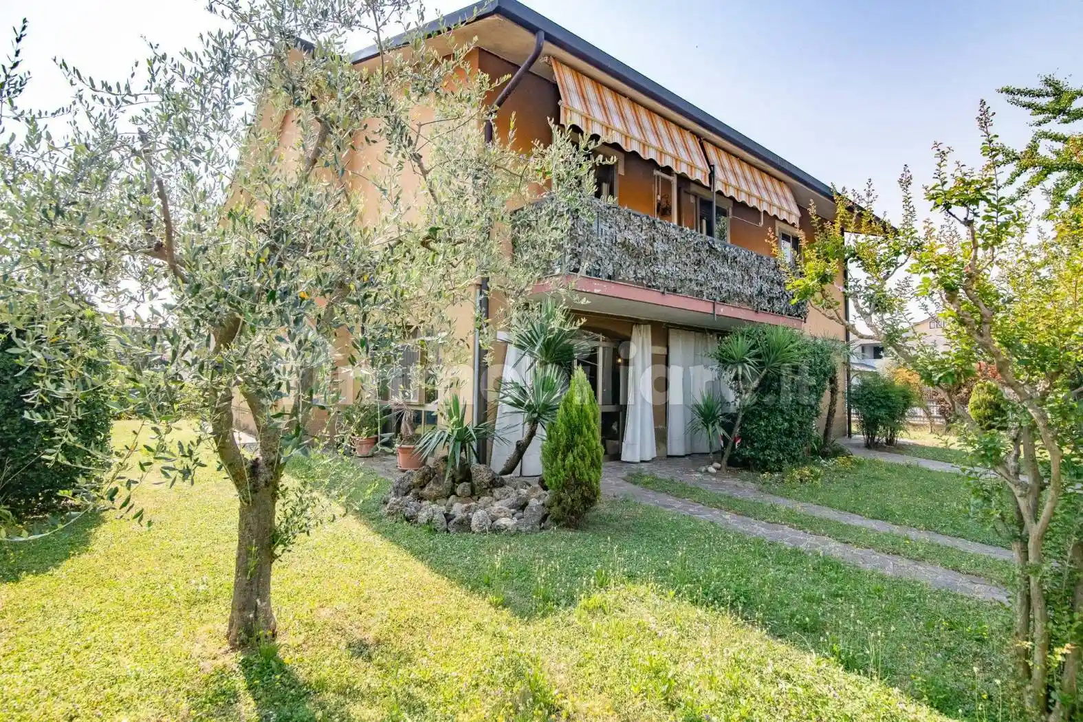 Villa in vendita a Rovato