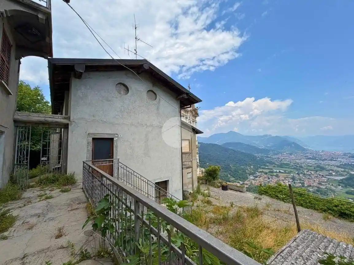 Casa indipendente in vendita a Gandosso
