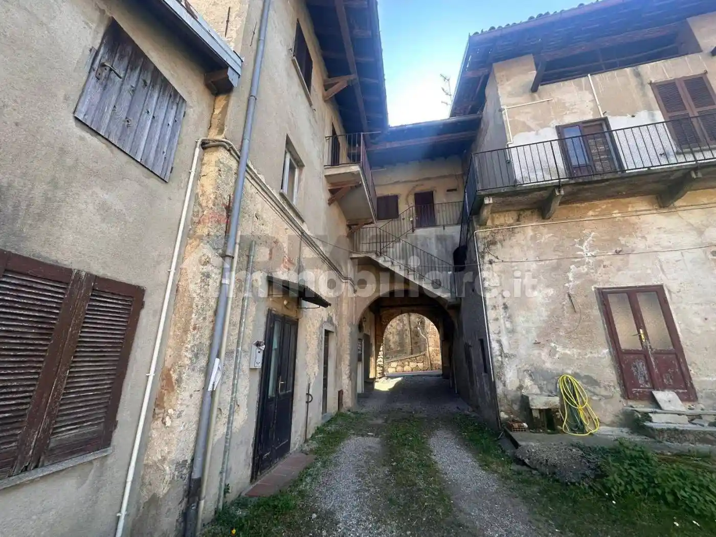 Appartamento in vendita a Besozzo