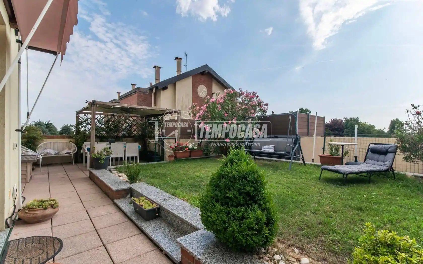 Appartamento in vendita a Gorla Minore
