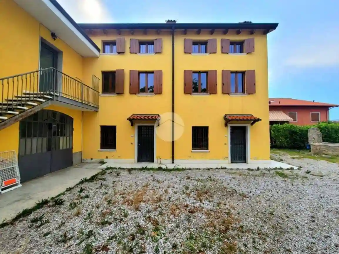 Villetta a schiera - foto 2