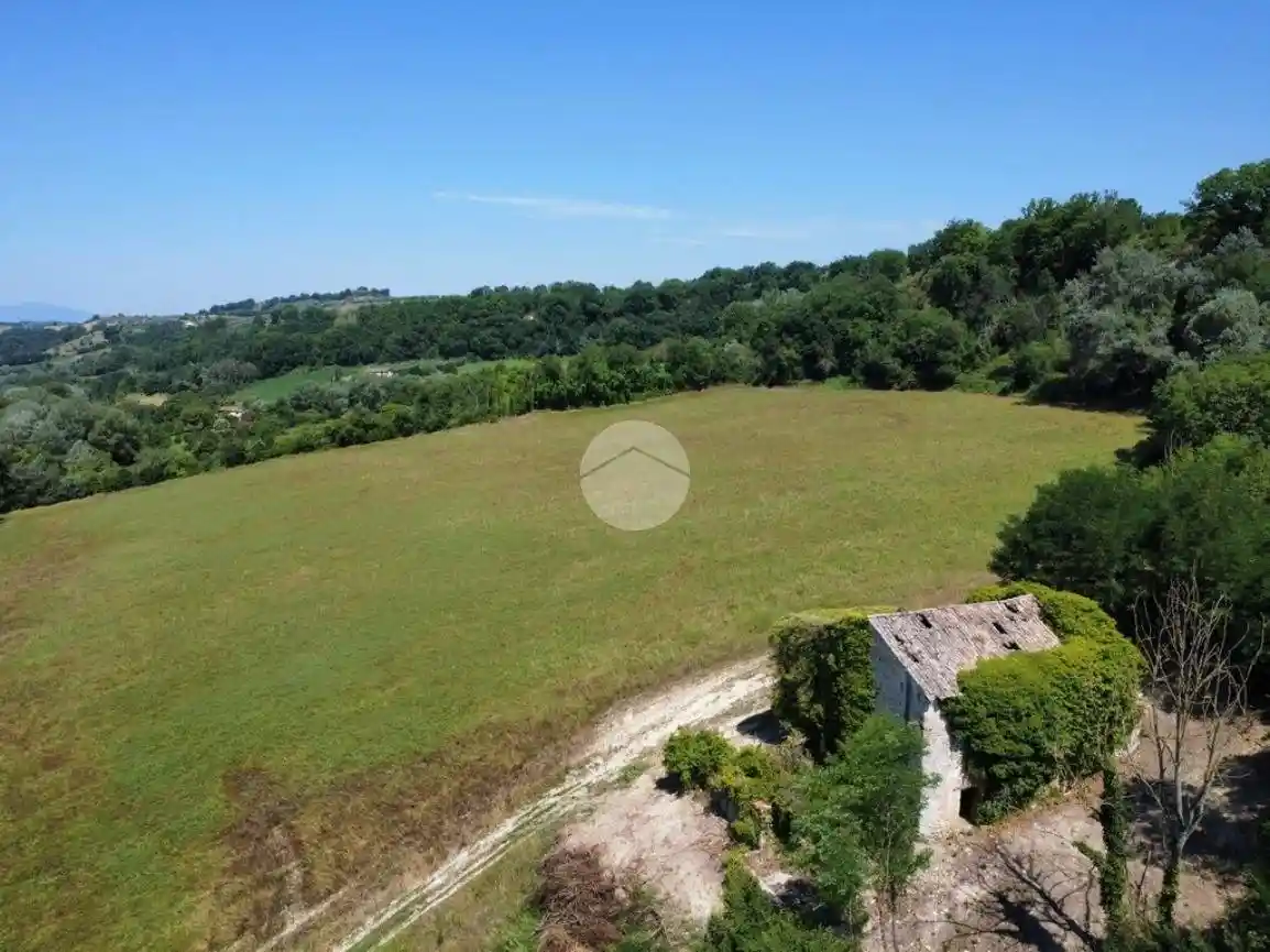 Rustico - Casale in vendita a Tarano