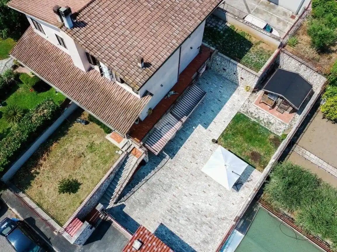 Villa in vendita a Mentana