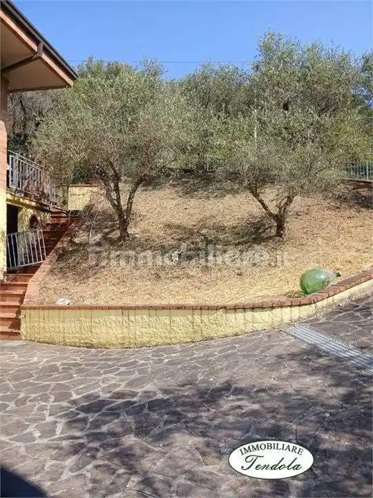 Casa indipendente in vendita a Fosdinovo