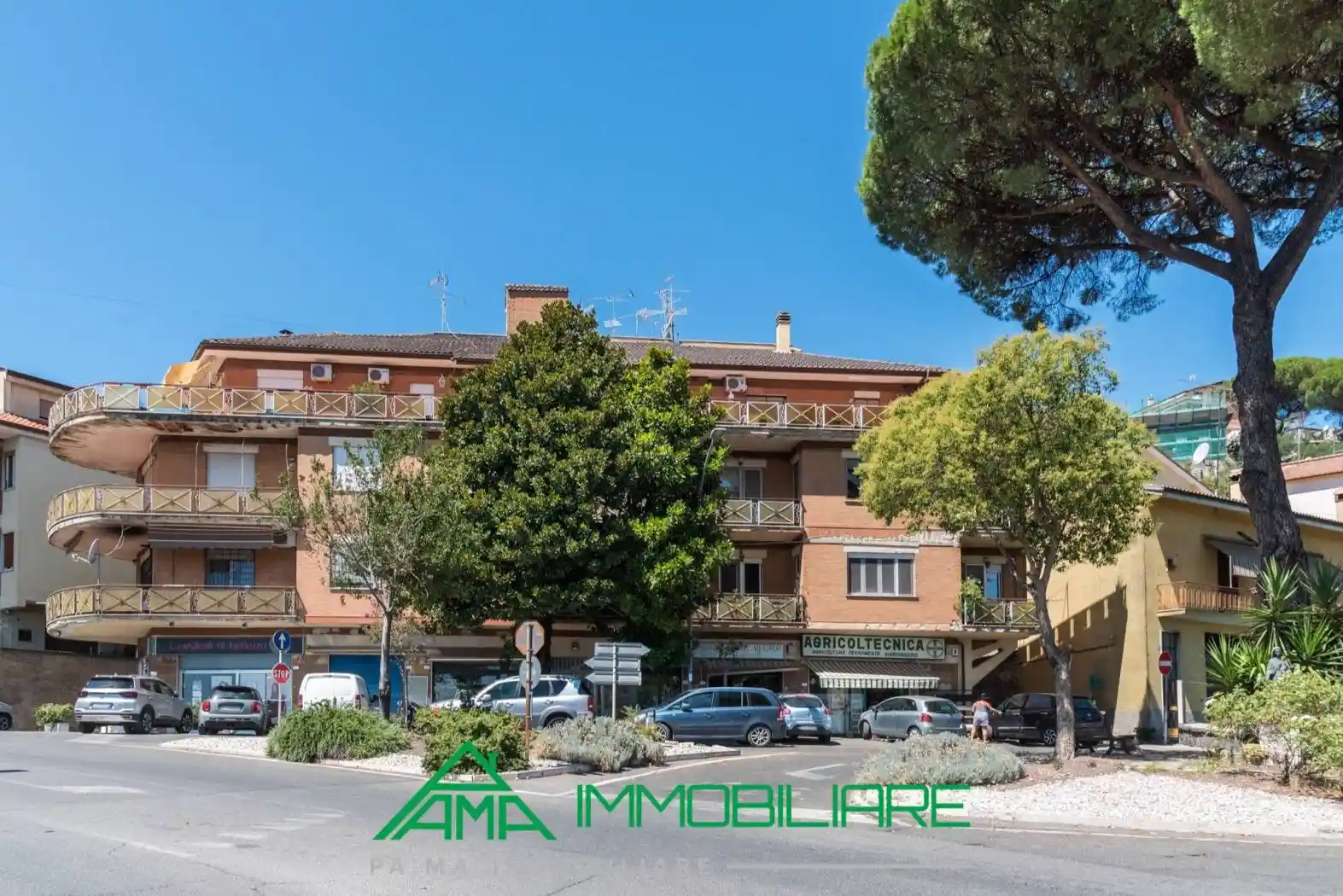 Appartamento in vendita a Colonna