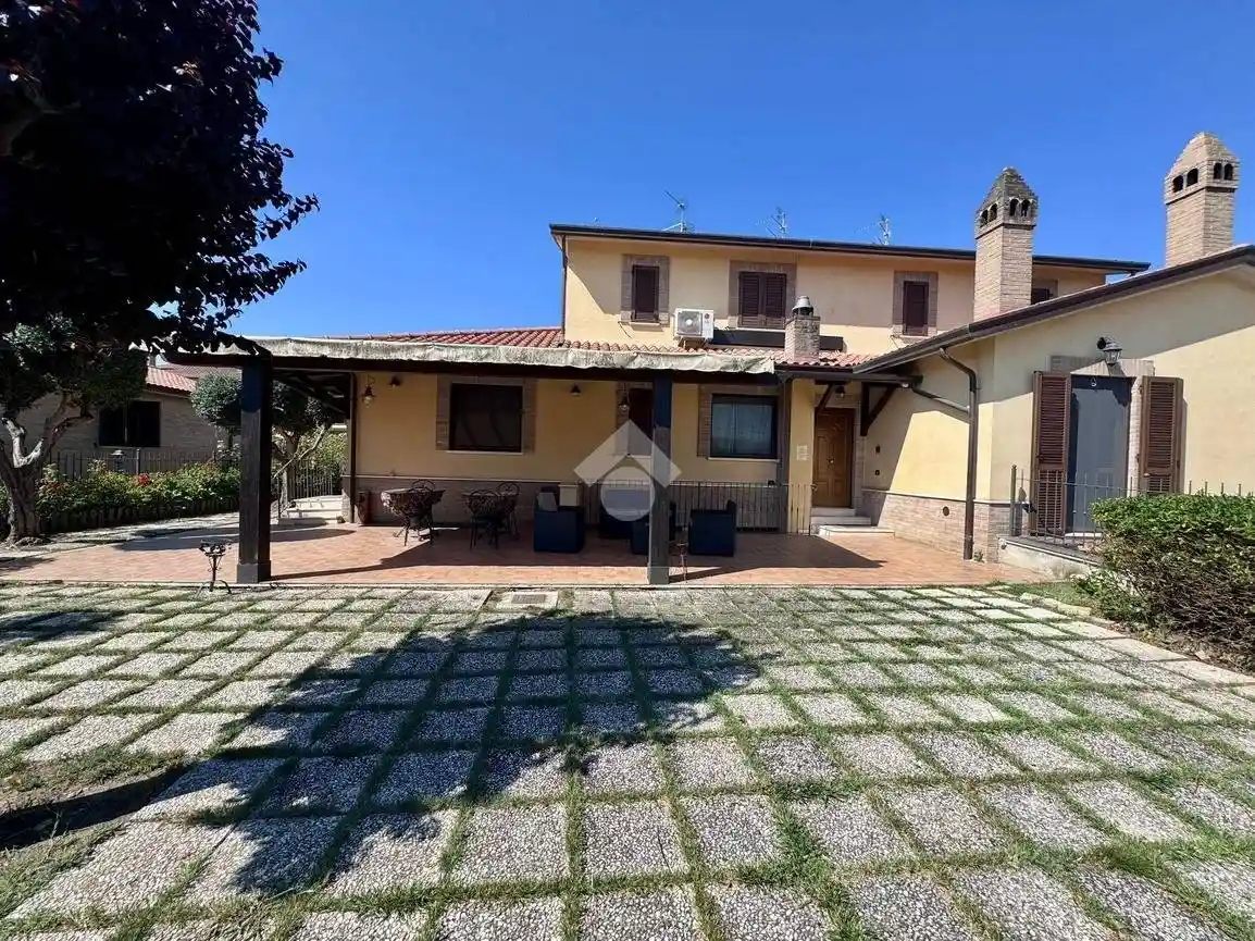 Villa in vendita a Assisi